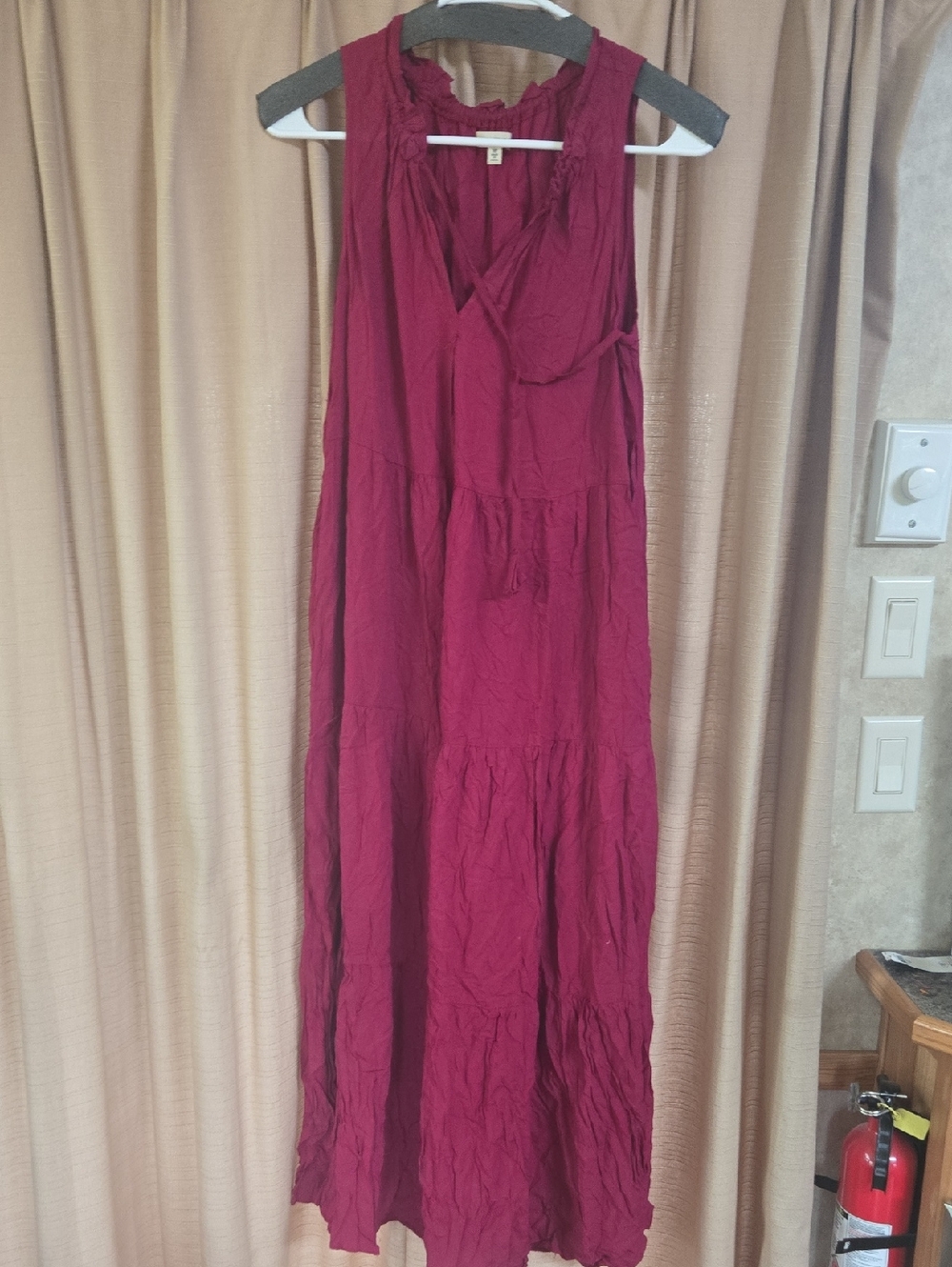 Sleeveless Magenta Maxi Dress Max Studio XS New Beautiful